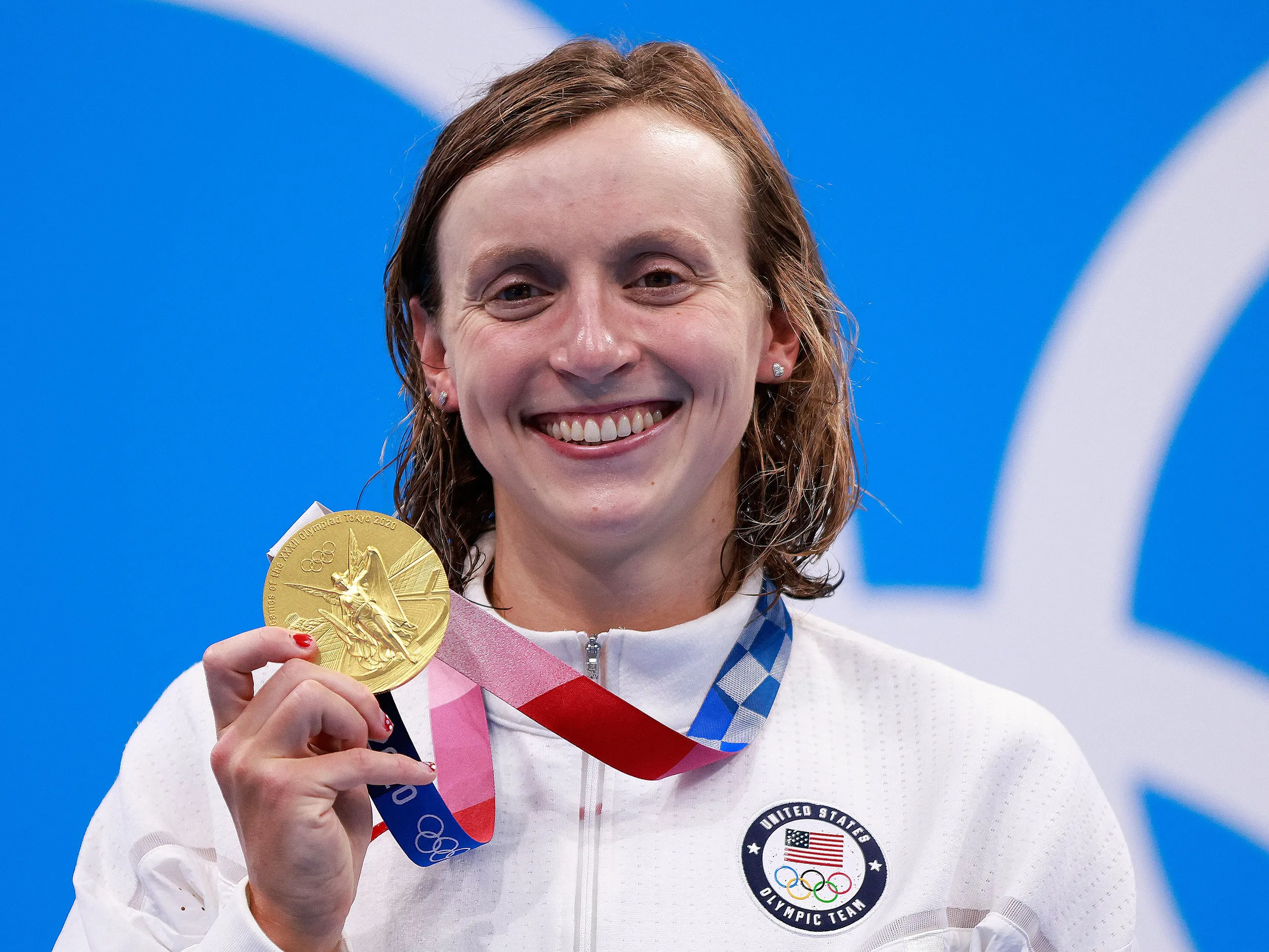 Katie Ledecky’s Golden Streak in 800m Freestyle Continues