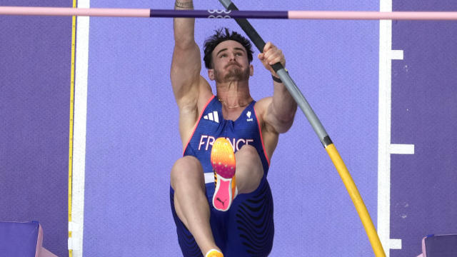 Paris Olympics: French Pole Vaulter Anthony Ammirati’s Viral “Big Bulge” Moment